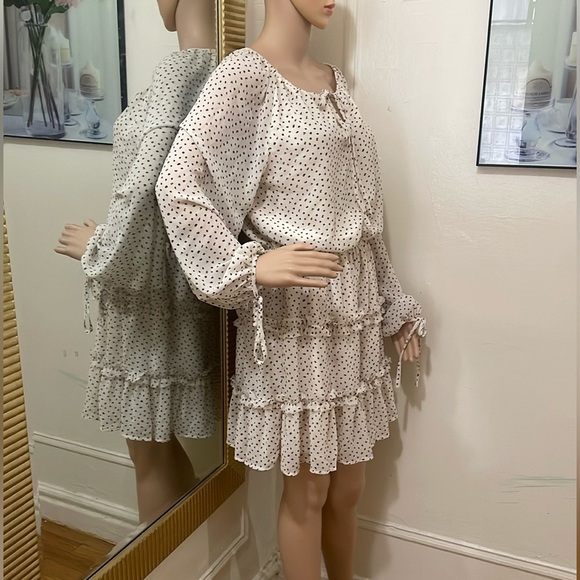 Gilli Cream Tiered Ruffled Sundress with Bishop Sleeves - Picture 13 of 13